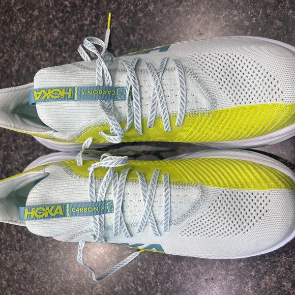 Hoka Carbon X - Picture 2 of 6
